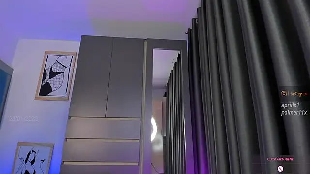 Aprilx1 live sex cam
