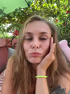 White_mistress live sex cam