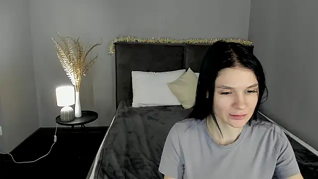 SkinyJoys's cam snapshot