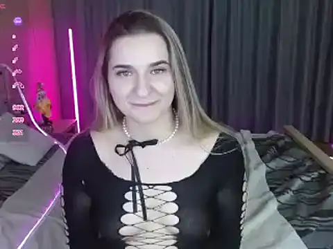 BellaaBlushh's cam snapshot