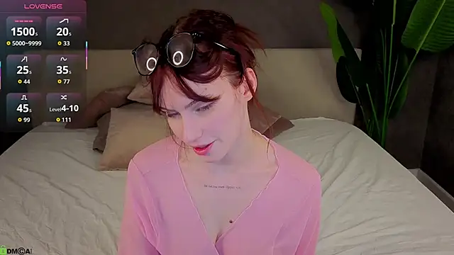 Mollly_Rouge's cam snapshot