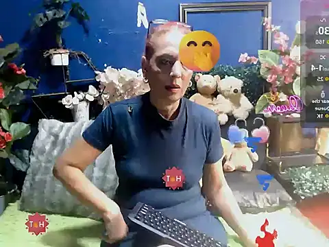 Hot_queen57 live sex cam