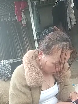 cutebobi's cam snapshot