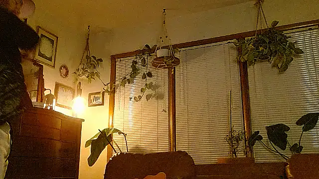 marcus_graves_13's cam snapshot