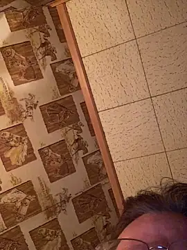 Tonybaloney1972 live sex cam