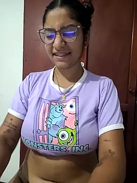 Sofythom1 live sex cam