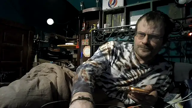 charactrzero's cam snapshot