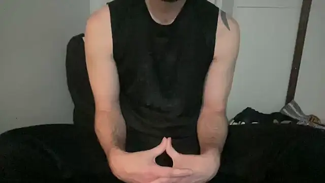 alphajoshkosh's cam snapshot