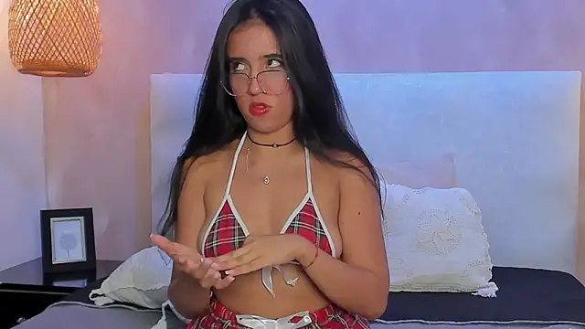 Piinksoul149's cam snapshot