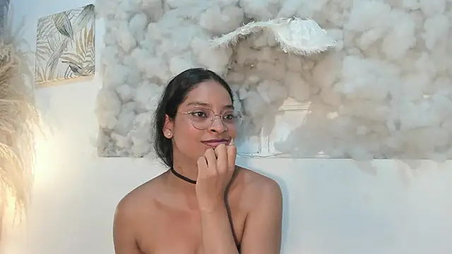 KATALINA_SANTANA_'s cam snapshot