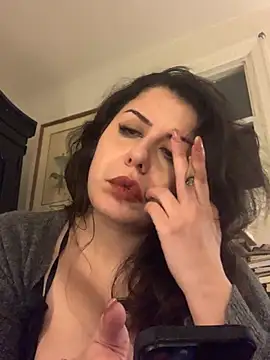 holyeroticss live sex cam