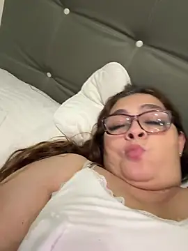 AntonellaVioleta's cam snapshot