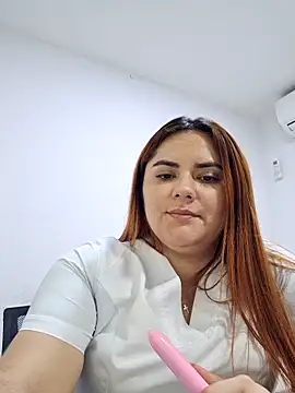 girl_redhead_bigtits's cam snapshot