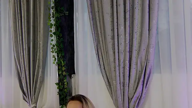 IsabelleEthan live sex cam