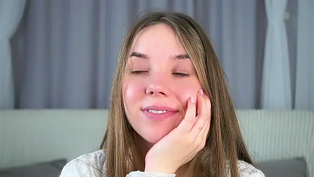 KarriBrownd's cam snapshot