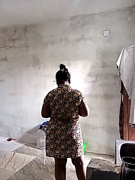 MaaliiiPonuTamil live sex cam