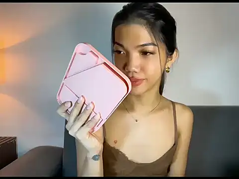 CassieSommereux live sex cam