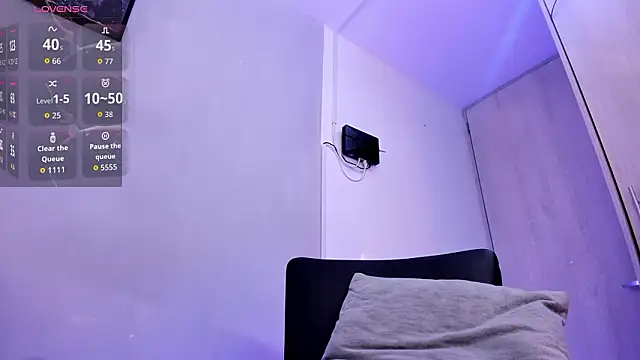 Noah_devil_ live sex cam