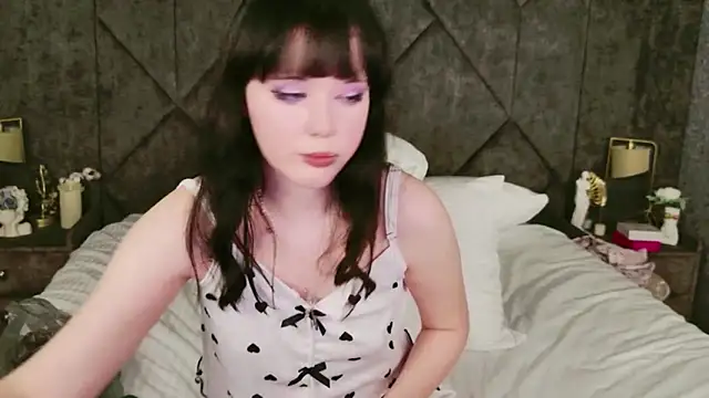 Ariel_Morris's cam snapshot