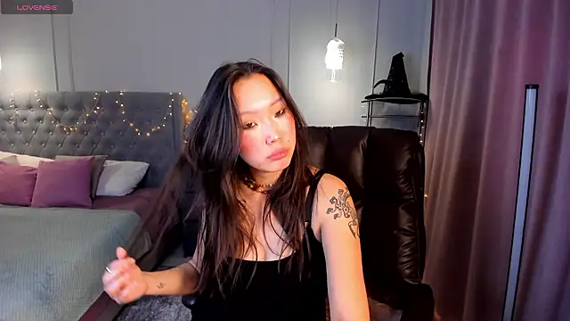 ElinaMotion's cam snapshot