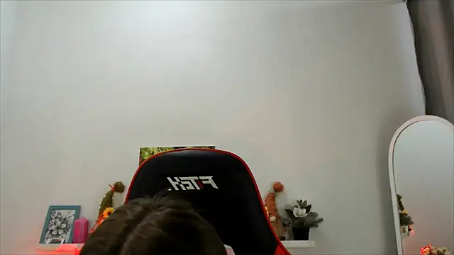 Lucky_Lana live sex cam