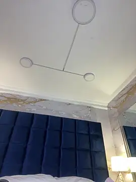 loladupont's cam snapshot