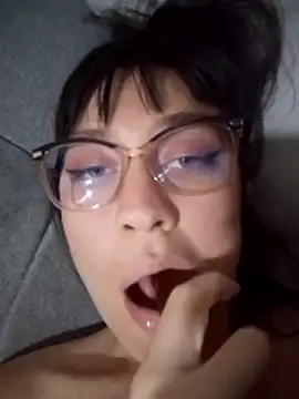 CoralSmit's cam snapshot