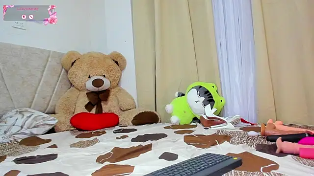 lia_sweetty's cam snapshot