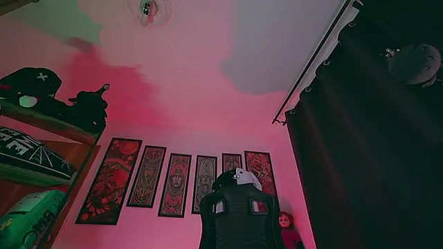 Olliver___y's cam snapshot