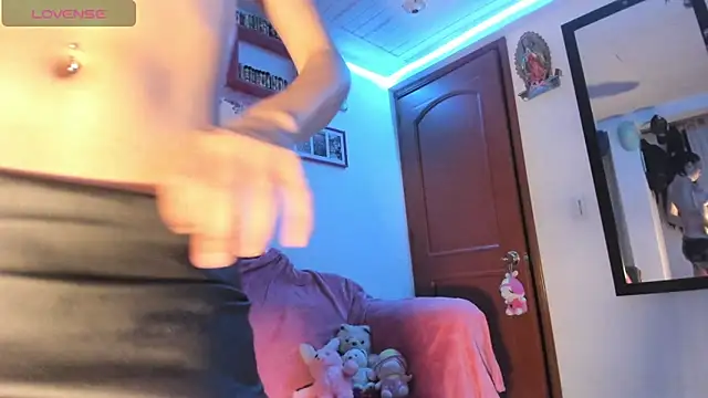 Rebecahart's cam snapshot