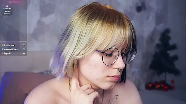 KellePourier's cam snapshot