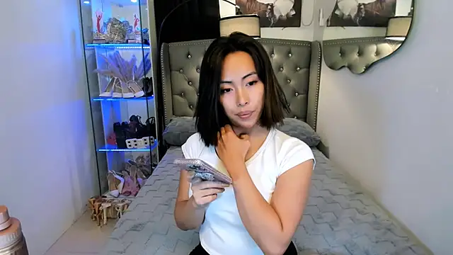 reighnempress live sex cam