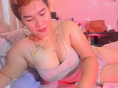 Lady_Di69's cam snapshot