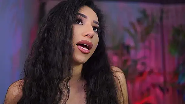 GinaValentinna live sex cam