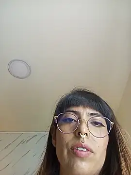 Alice_Laurentt's cam snapshot