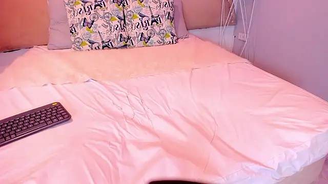 Miia_Thompsonn's cam snapshot