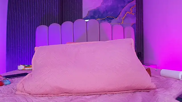 abbyrouss_'s cam snapshot