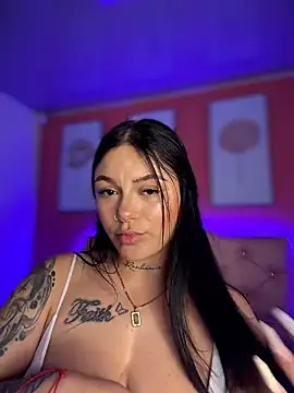 Megaan__More's cam snapshot