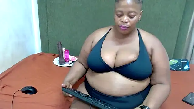 HunungousAssX5's cam snapshot