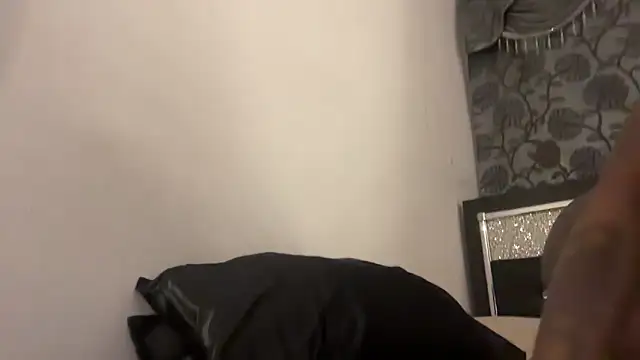 londonsfantasy's cam snapshot