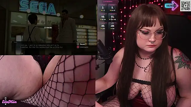 evamila live sex cam