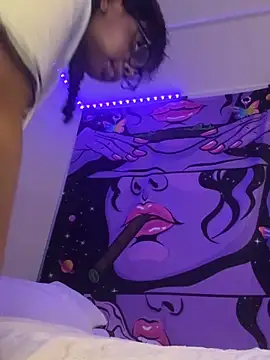 Browneyedxbhab's cam snapshot