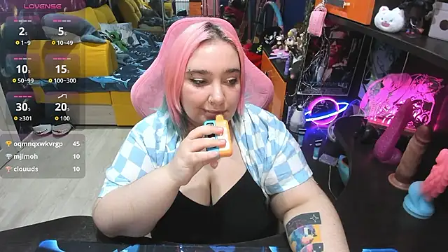 Softie_Sofy's cam snapshot