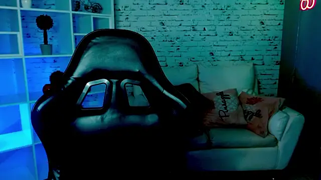 Scandarkmarie's cam snapshot