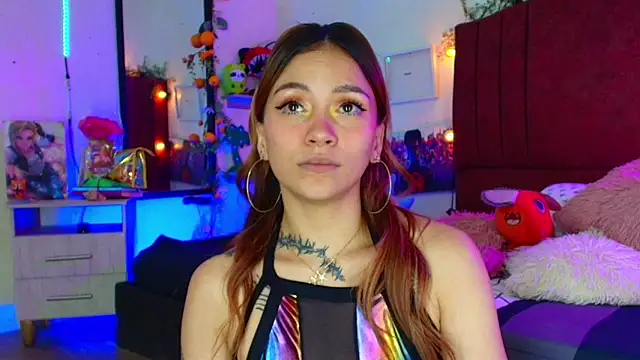 alisson_zafiro_'s cam snapshot