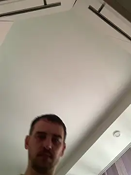 Maxpeins live sex cam