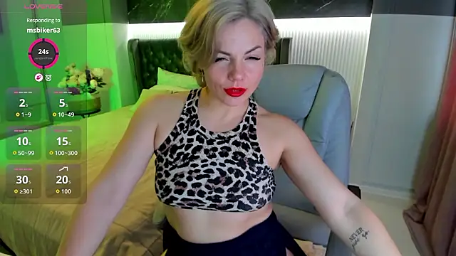 Wow_Maya's cam snapshot