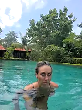 Bella-Grace's cam snapshot