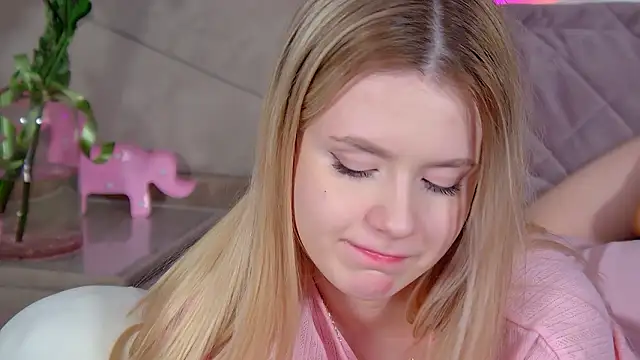 MilanaBalmain's cam snapshot