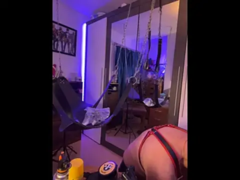 LeatherSdaddy's cam snapshot